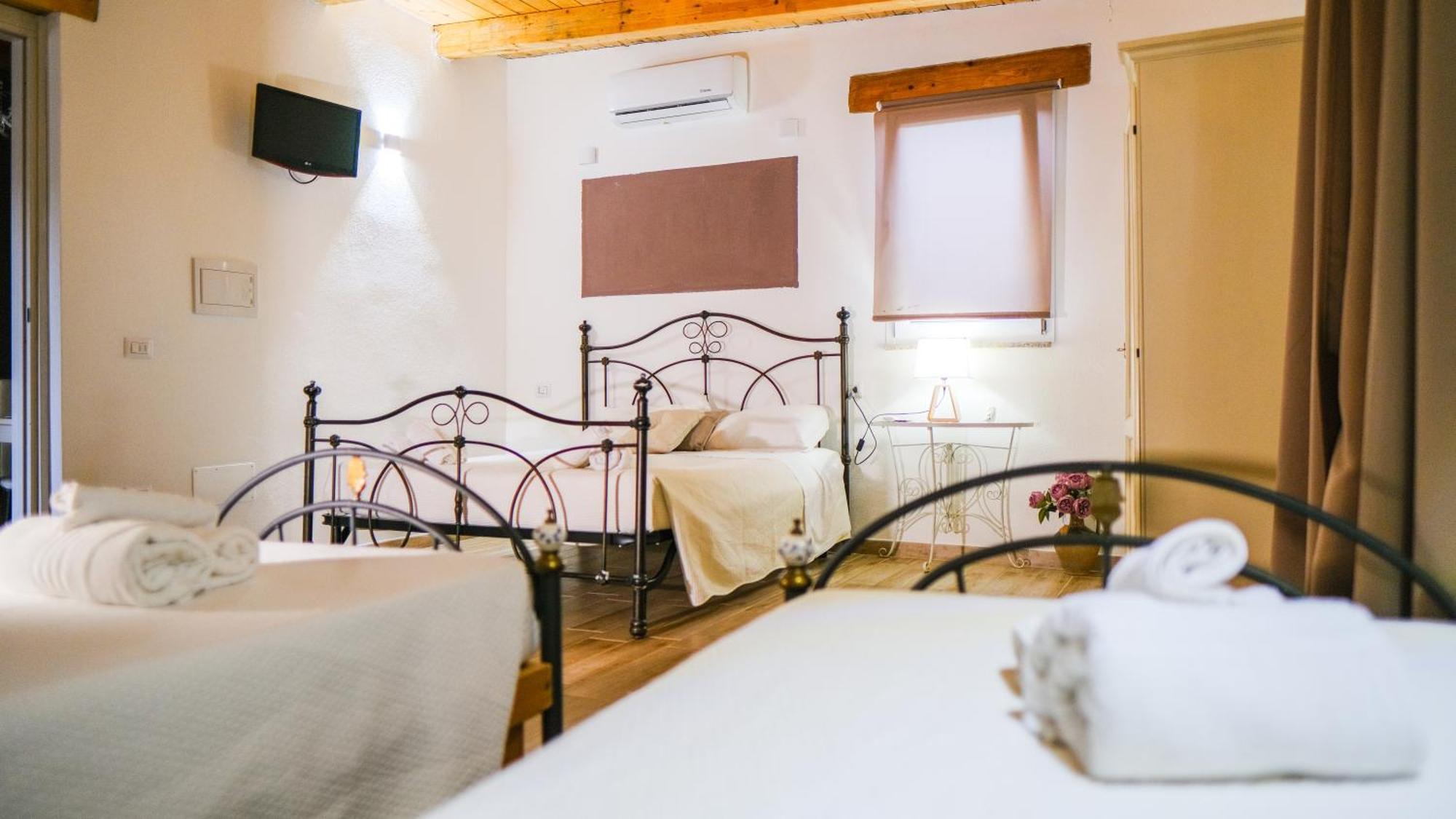 Antica Dimora Storica Villa Di Labbiu Relax & Rooms Design Sorso Luaran gambar